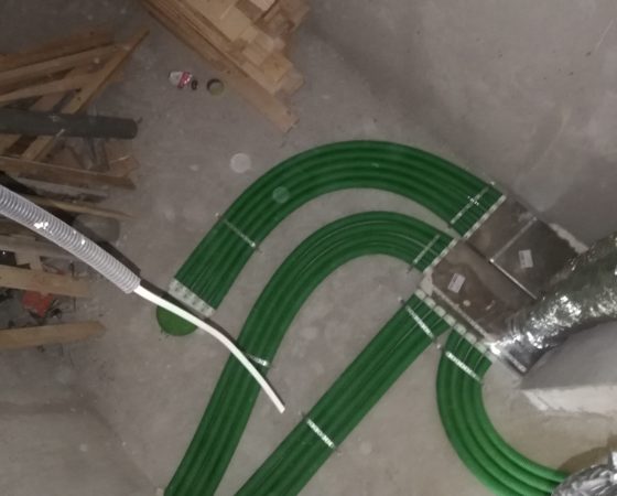 Montaż rekuperacji na systemie rozdzielaczowym pe-Flex i rurach spiro ocynkowanych